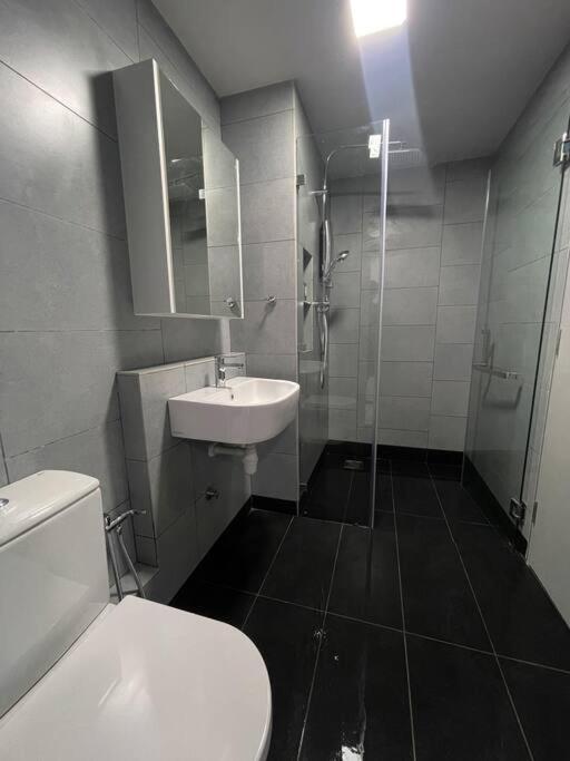 Jesselton Quay,2Br,4-5Pax,Mountain View Διαμέρισμα Κότα Κιναμπαλού Εξωτερικό φωτογραφία